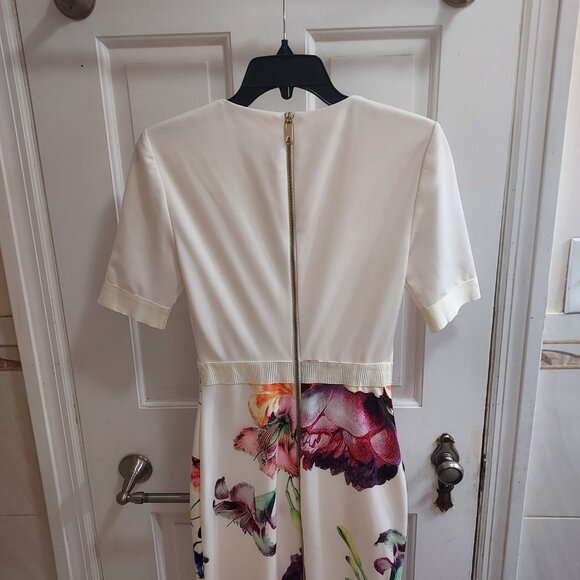 Ted Baker White Midi Floral Aldora Bodycon Dress - Picture 7 of 10
